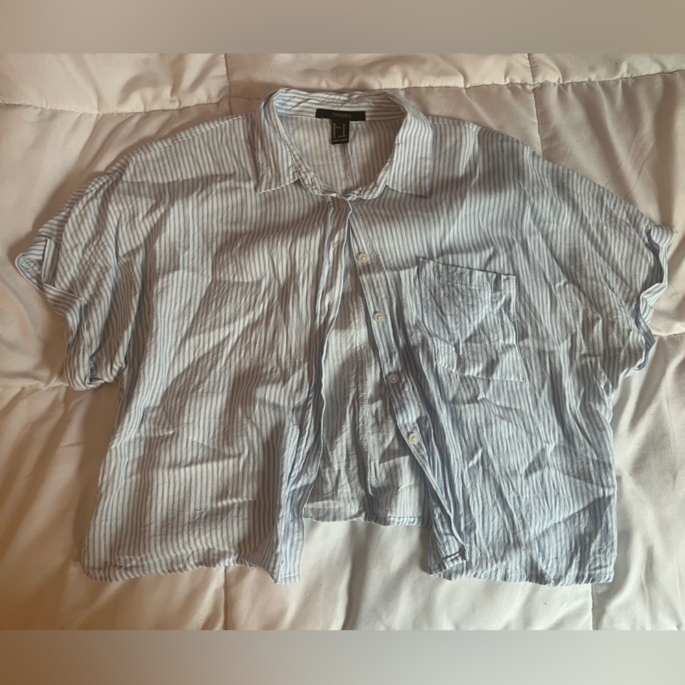 Size medium, blue and white striped (cropped) button up